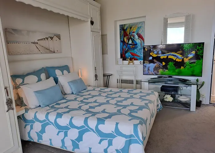 Grand Loft De 60M2 Tres Lumineux Tres Belle Vue Sur Mer