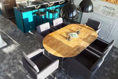 Apartment Grand Loft De 60m2 Tres Lumineux Tres Belle Vue Sur *
